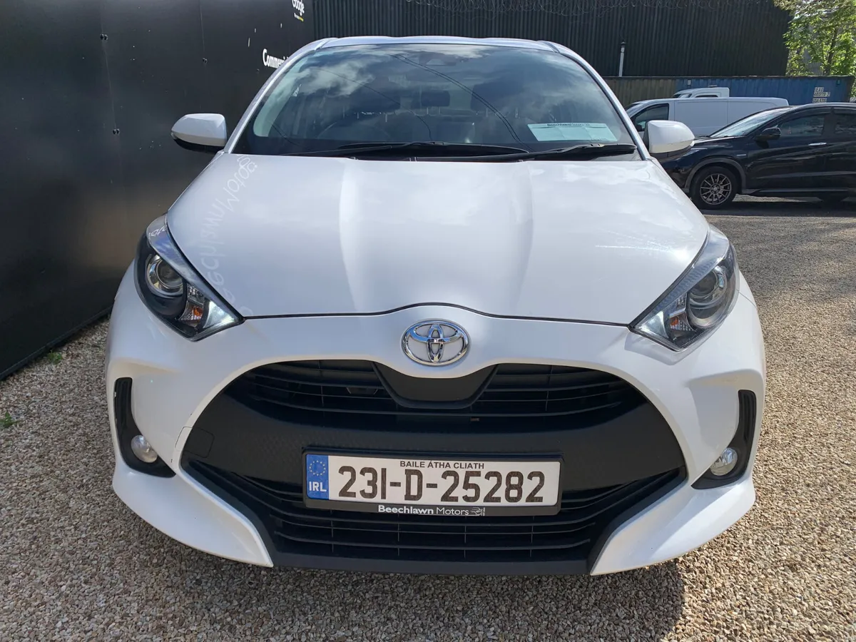 2023 TOYOTA YARIS 1.0 LUNA 5DR - Image 5