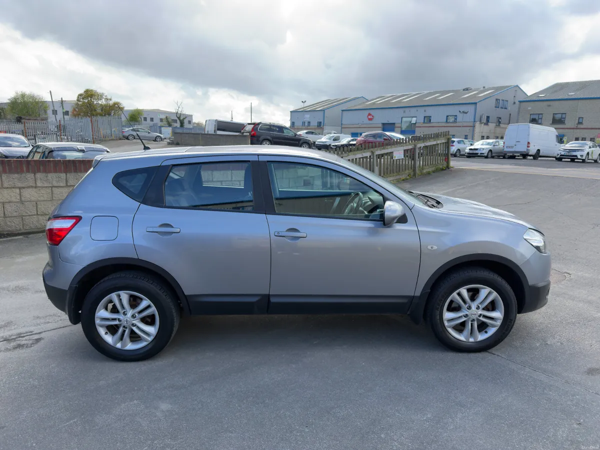 2012,Nissan Qashqai 1.6 SVE 4DR,Parking Sensors - Image 4