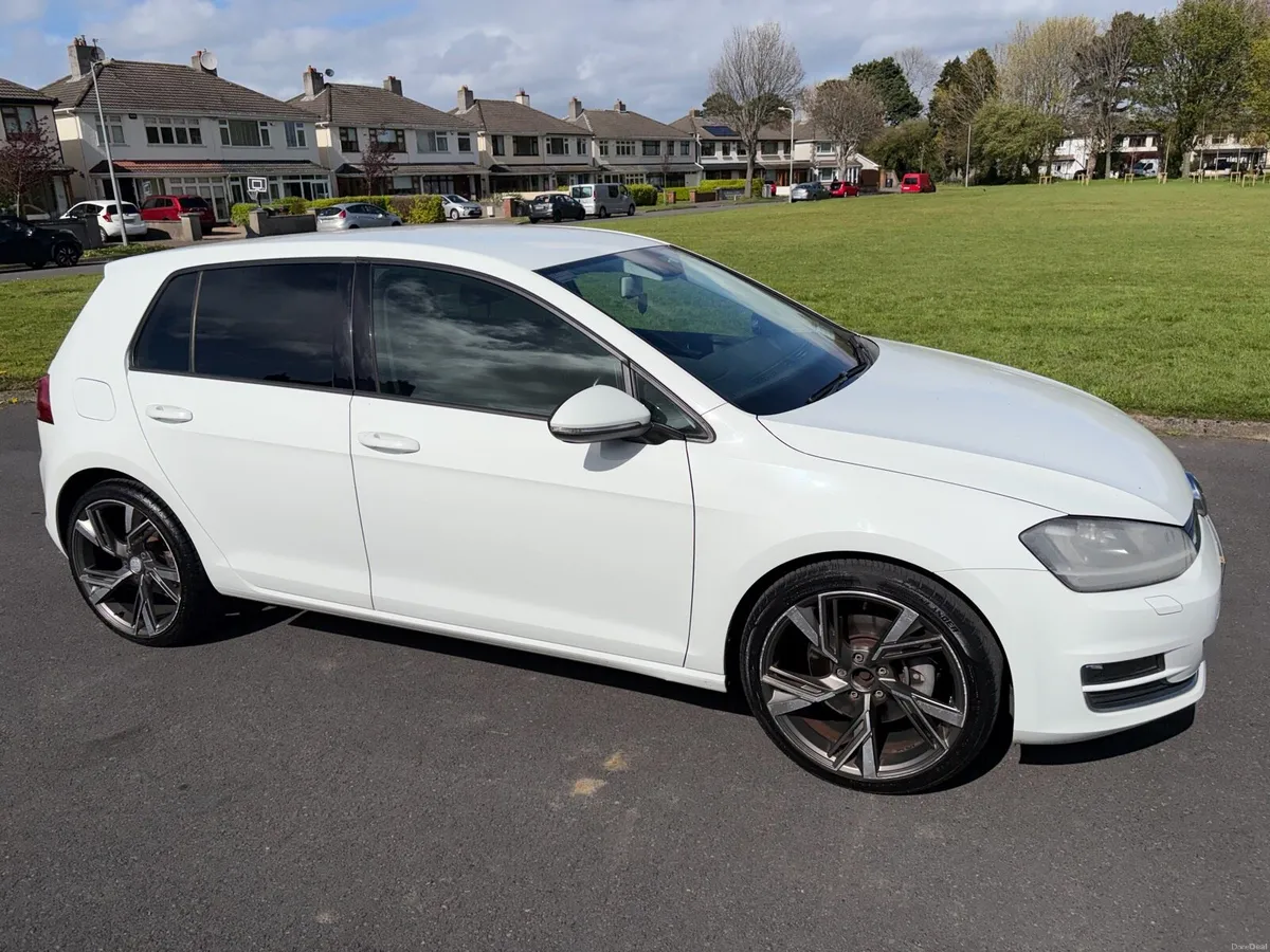 141 VW GOLF Automatic NCT 08/26 - Image 3