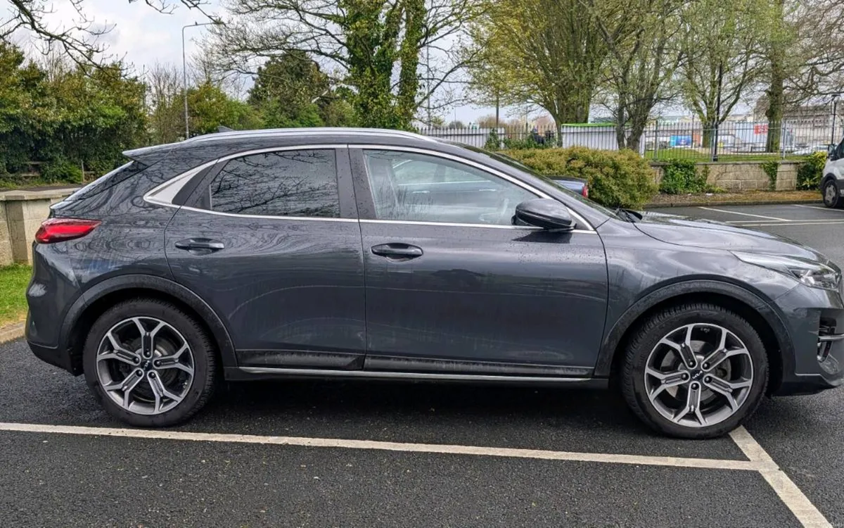 KIA X Ceed plugin hybrid - Image 4