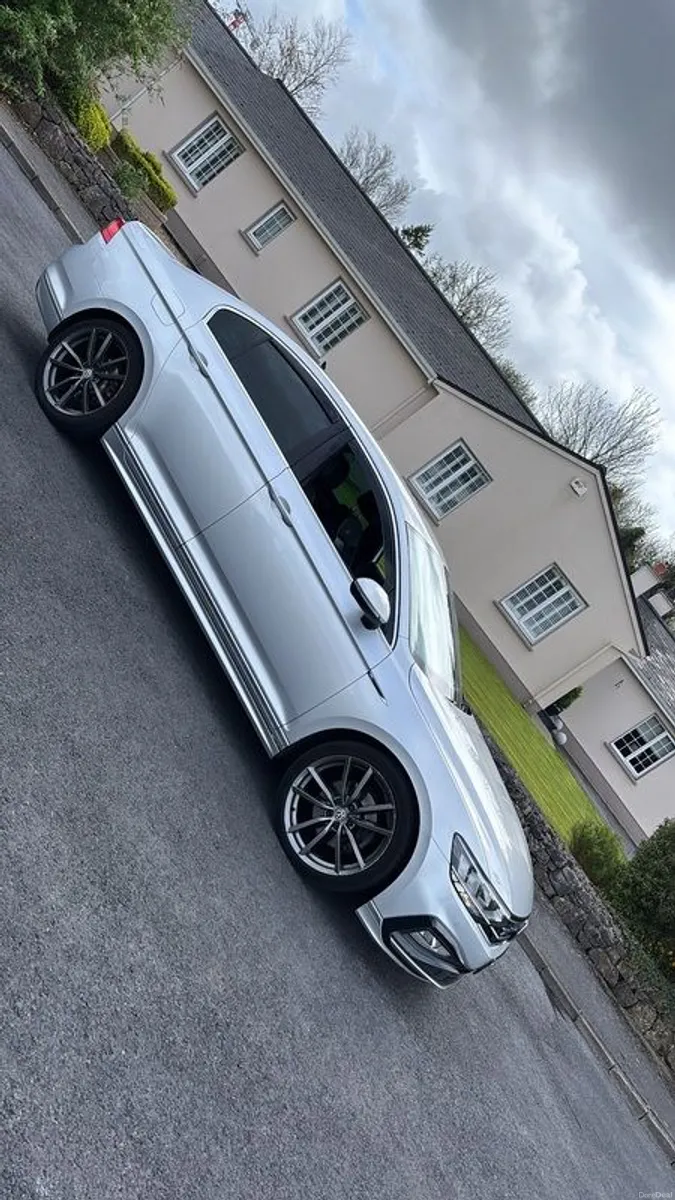 2020 Volkswagen Passat - Image 3