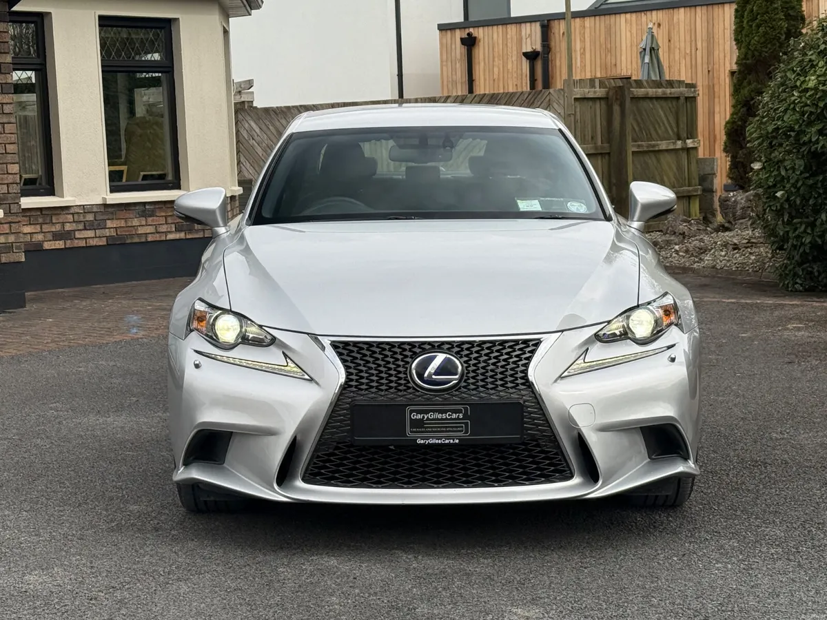 Stunning *1 Owner* Lexus IS300H F-Sport! - Image 2