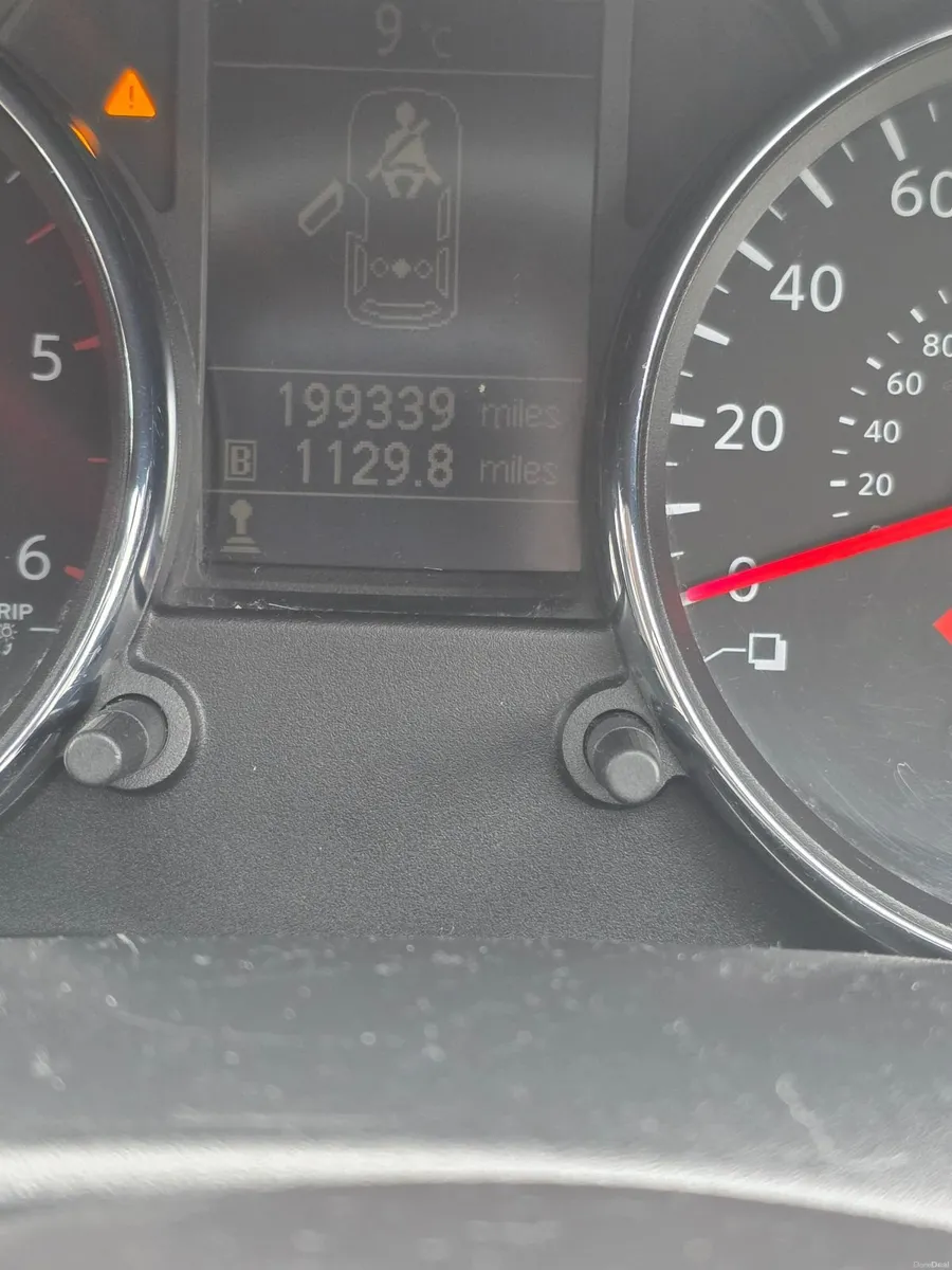 Nissan Qashqai+2 2012 - Image 2