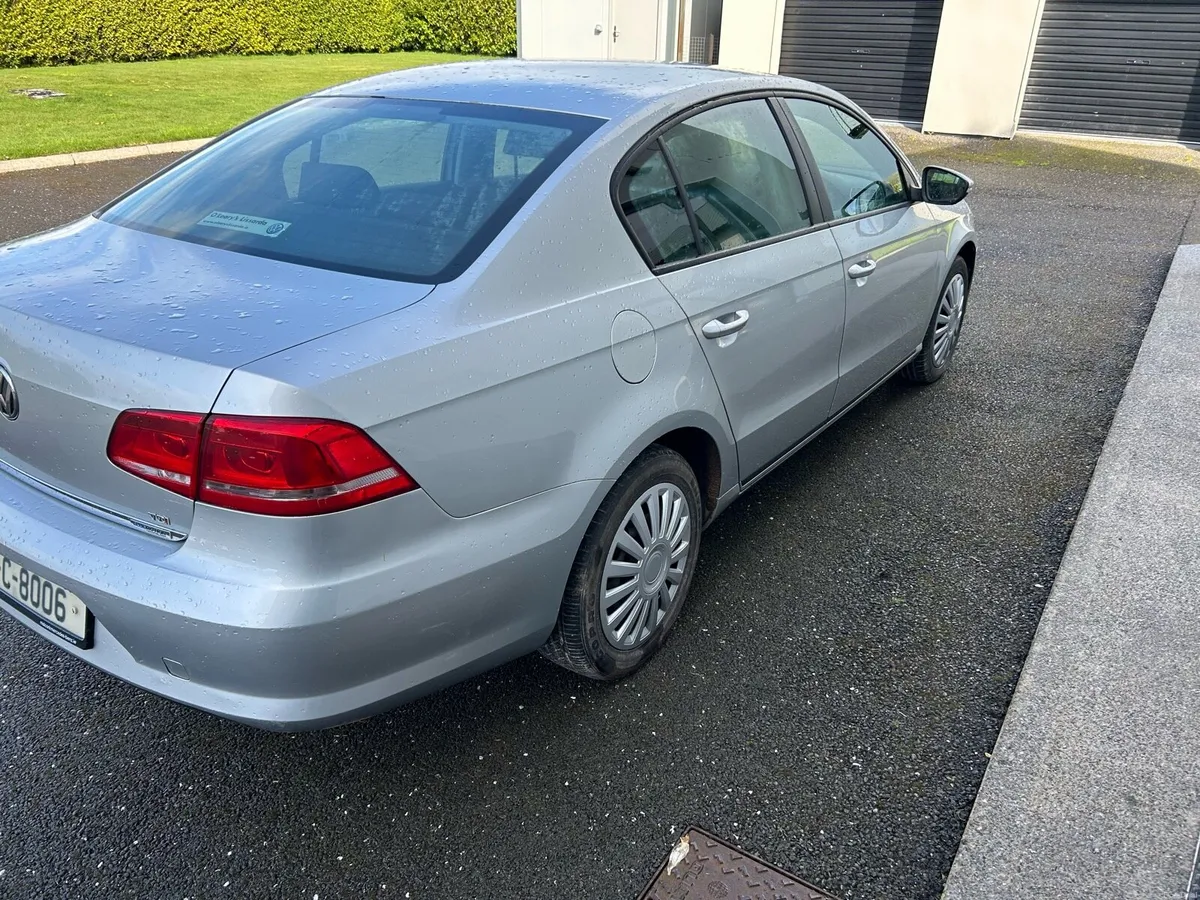 VW Passat - Image 4