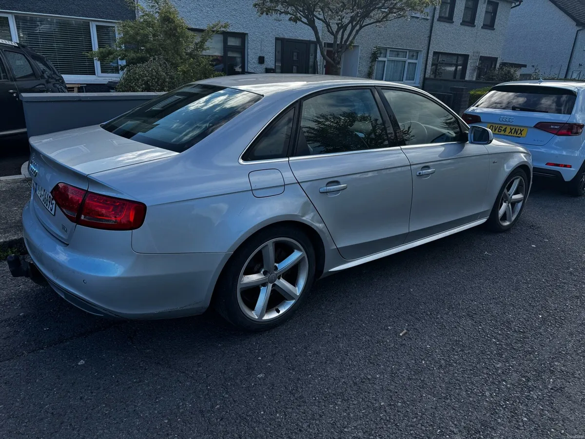 AUDI A4 BLACK EDITION S LINE €3200 - Image 2
