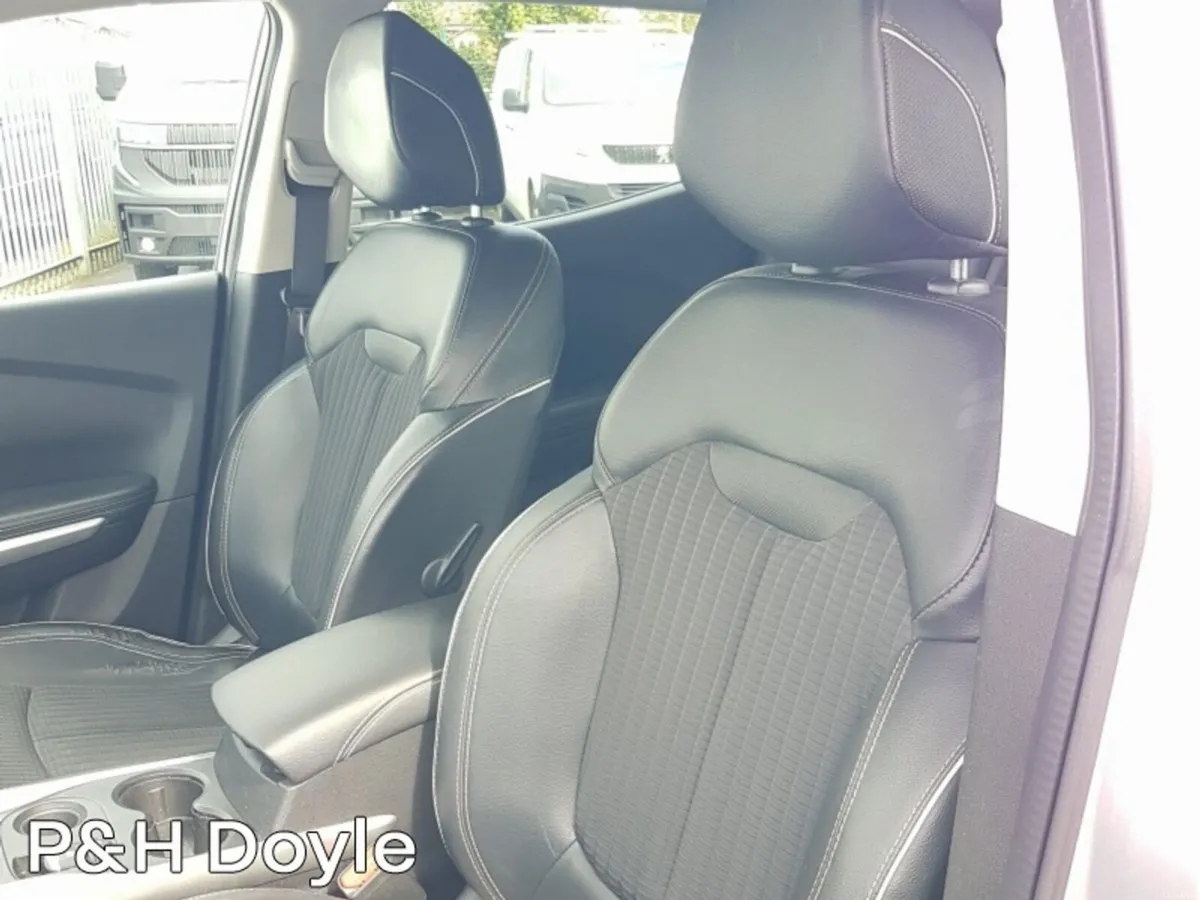 Renault Kadjar SIGNATURE NAV AUTOMATIC - Image 4