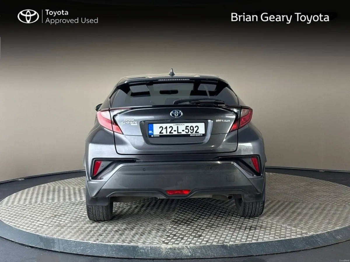 Toyota C-HR HYBRID SPORT - Image 4