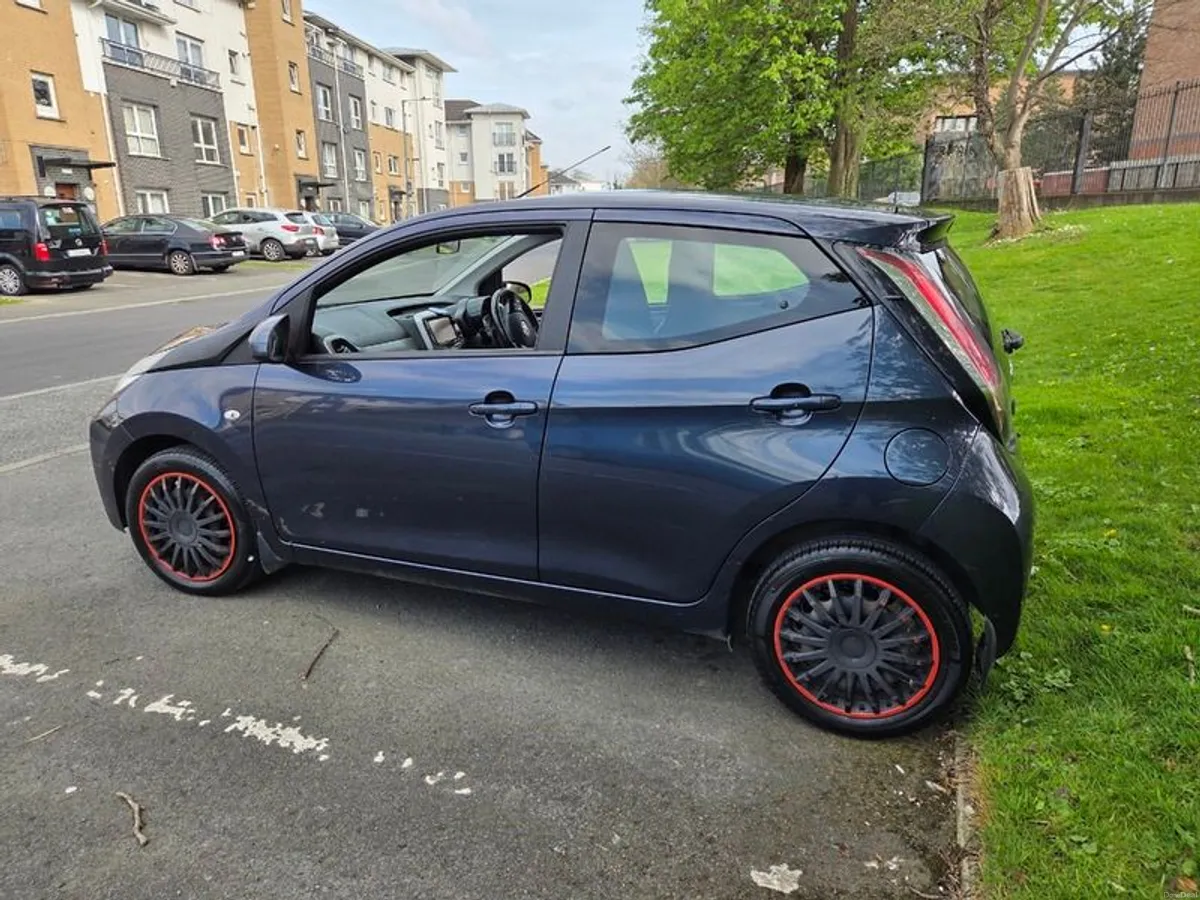 2015 Toyota AYGO - Image 4