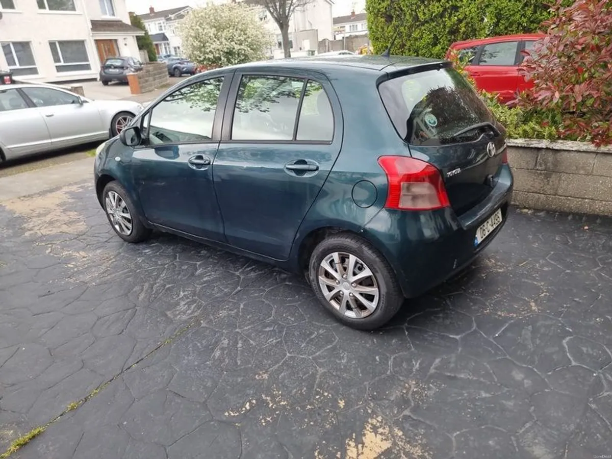2006 Toyota Yaris - Image 1