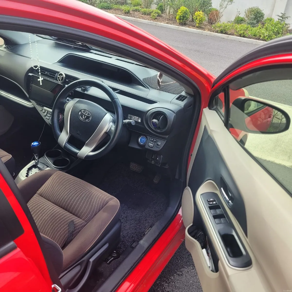 Toyota Aqua 2013 - Image 1