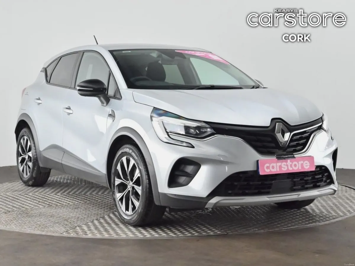 Renault Captur TCe 140 Auto Evolution - Image 1