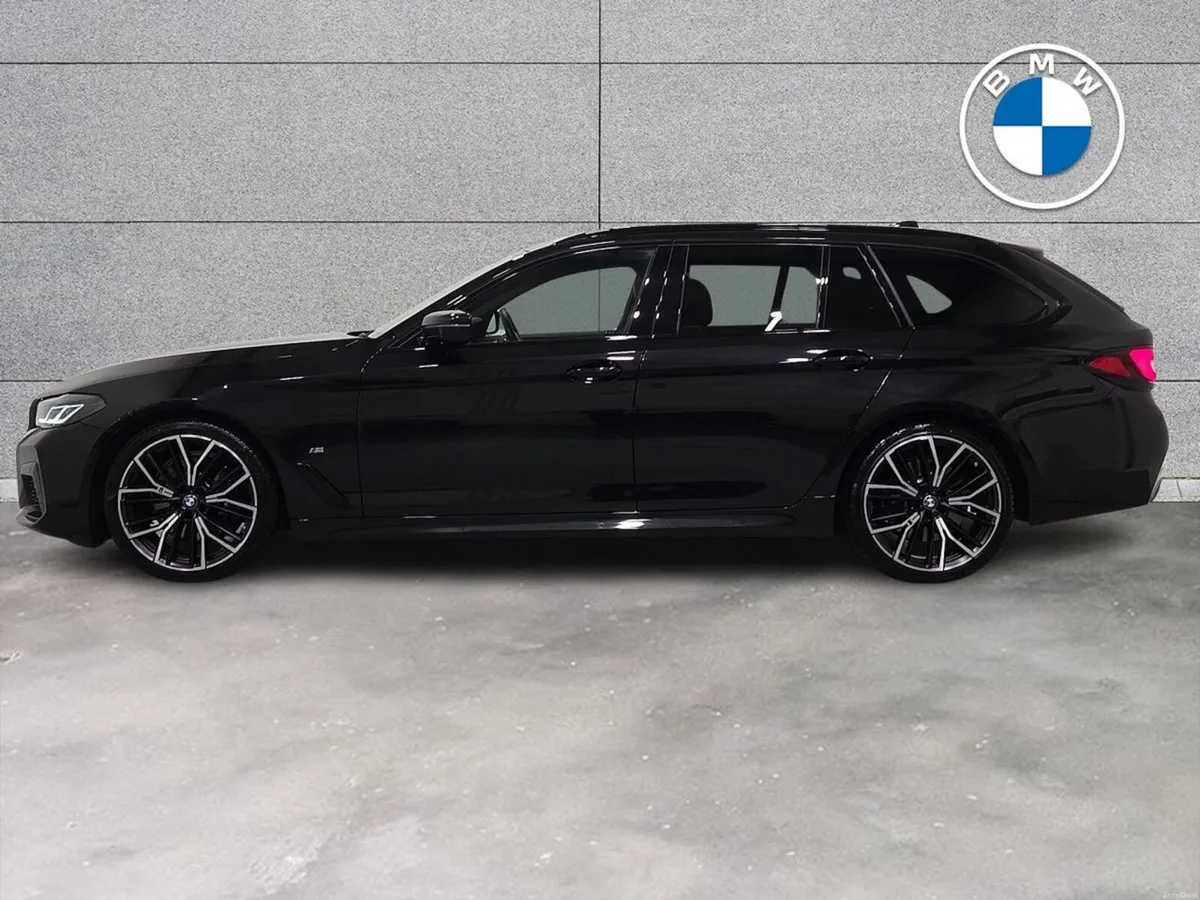 BMW 5-Series 520d M Sport Touring - Image 3