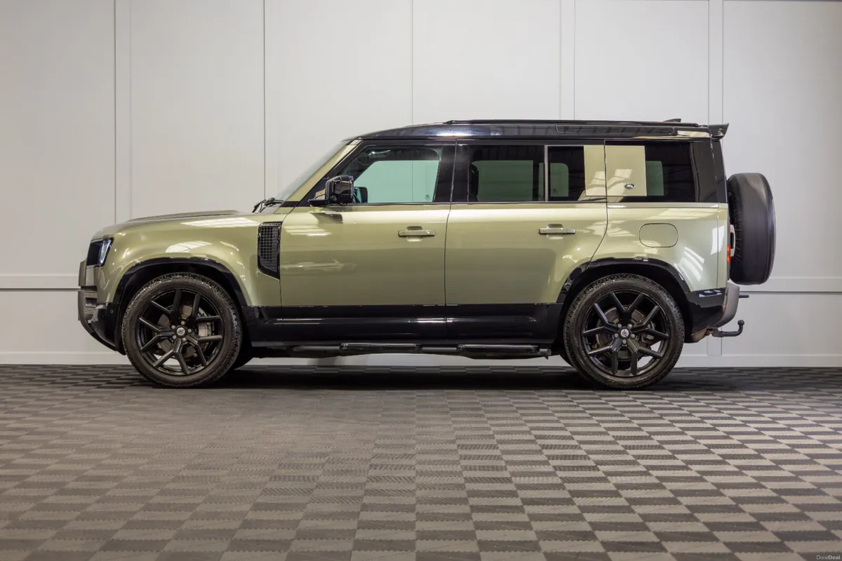 2022 Land Rover Defender 110 P400e X-Dynamic SE - Image 3