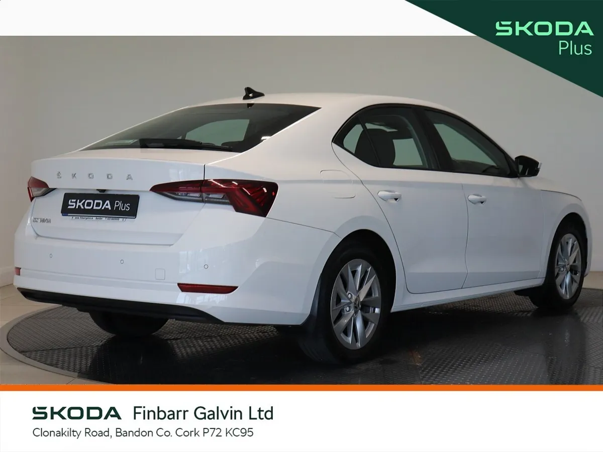 Skoda OCTAVIA AMBITION 2.0TDI 115HP - Image 3