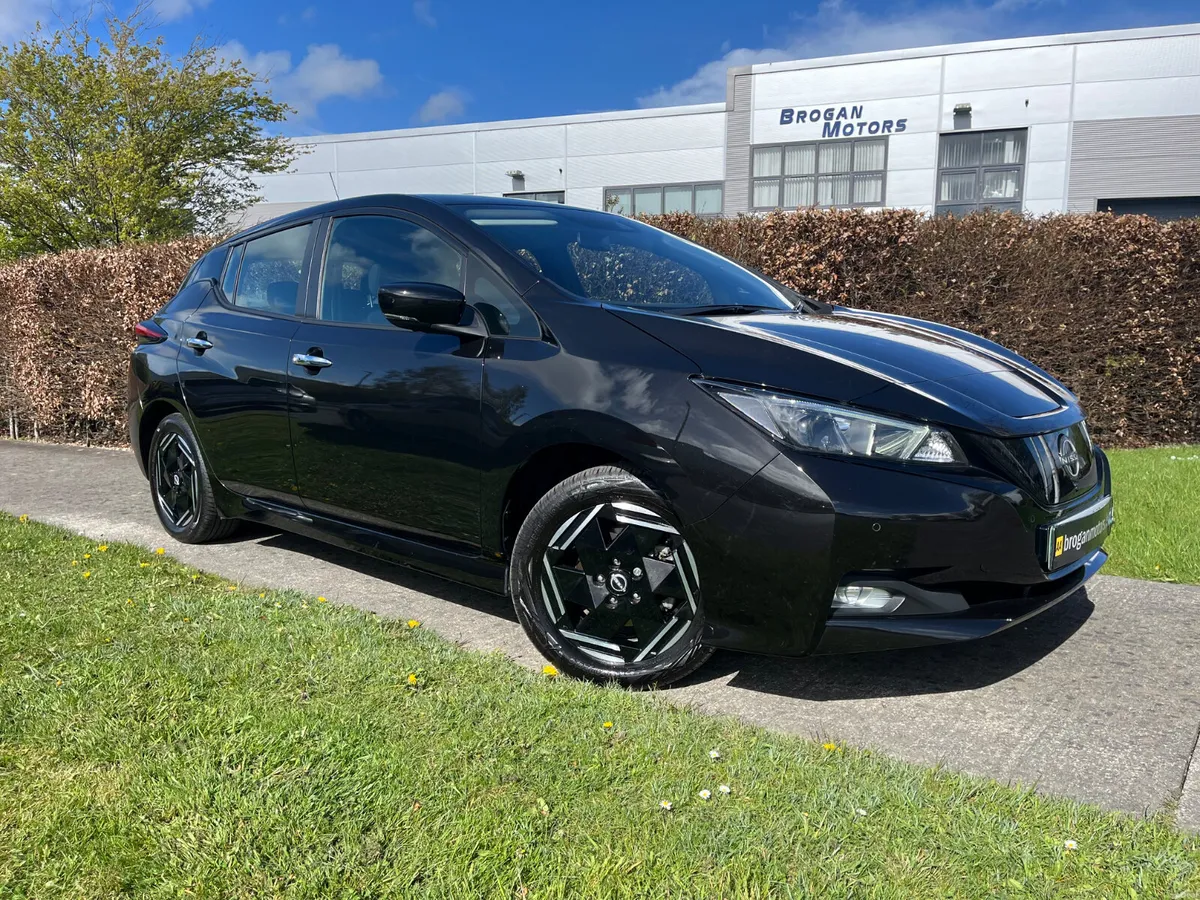 Nissan Leaf 2023 EV Low Kilometres(94% Battery) - Image 3