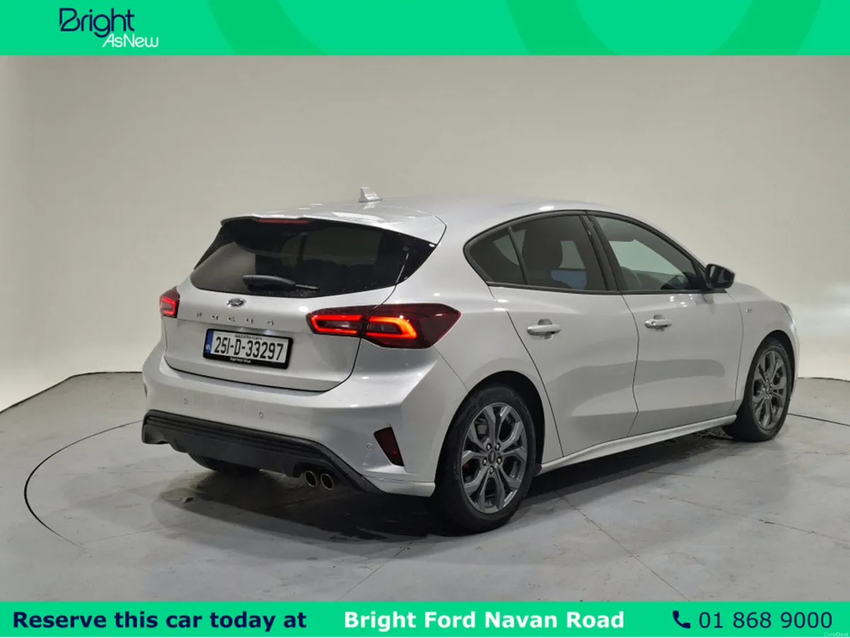 Ford Focus ST-LINE 5DR 1.0T 125 MHEV - Image 6