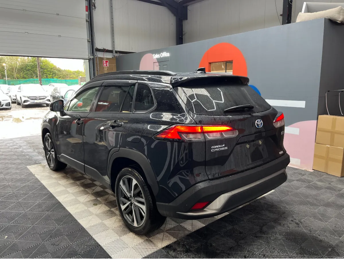 Toyota Corolla €30950 2023 TOYOTA COROLLA CROSS HY - Image 4