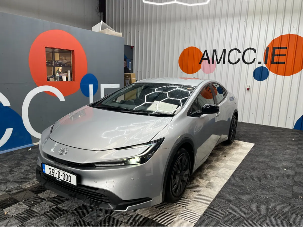 Toyota Prius €29950 2025 TOYOTA PRIUS X 1.8 AUTOMA - Image 5