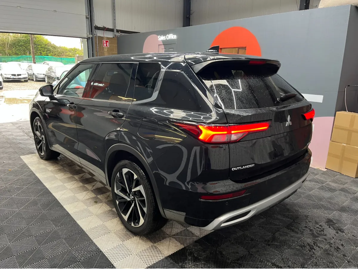 Mitsubishi Outlander €46950 2024 MITSUBISHI OUTLAN - Image 3