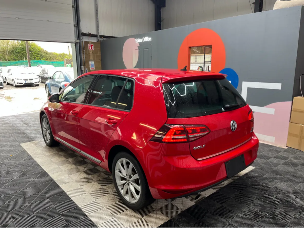Volkswagen Golf 2017 VOLKSWAGEN GOLF TSI COMFORT L - Image 4