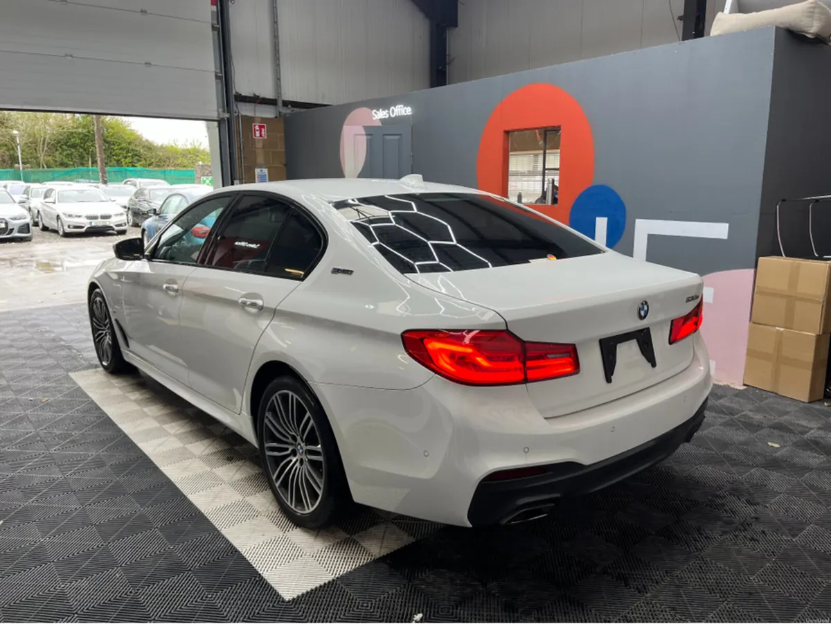 BMW 5-Series 2018 BMW 530E M-SPORT iPERFORMANCE 2. - Image 4