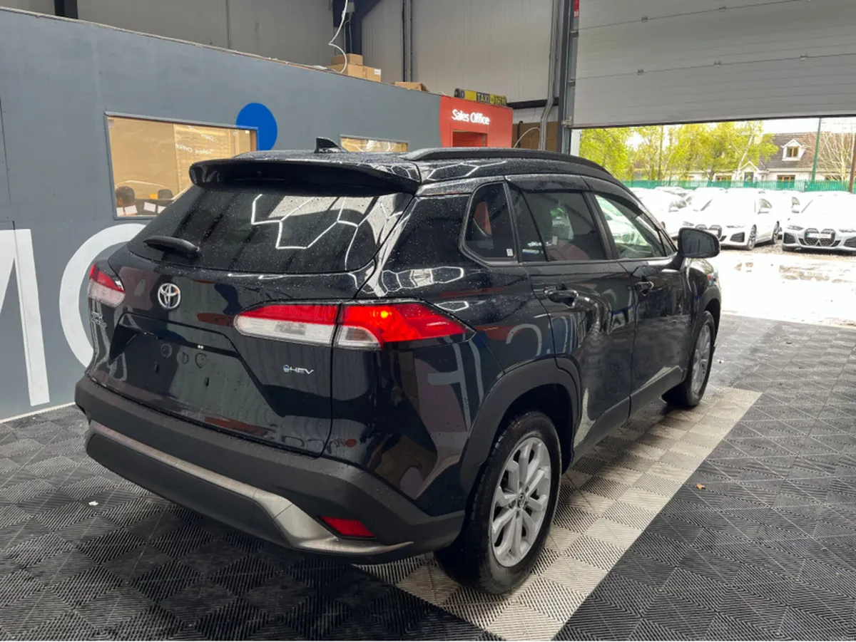 Toyota Corolla Cross €33950 2024 TOYOTA COROLLA CR - Image 2