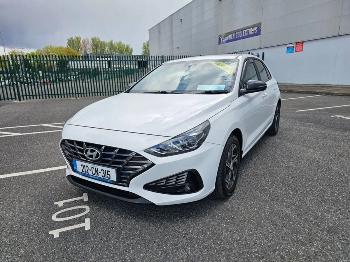 Hyundai i30 i 30 Deluxe 5DR - Image 4