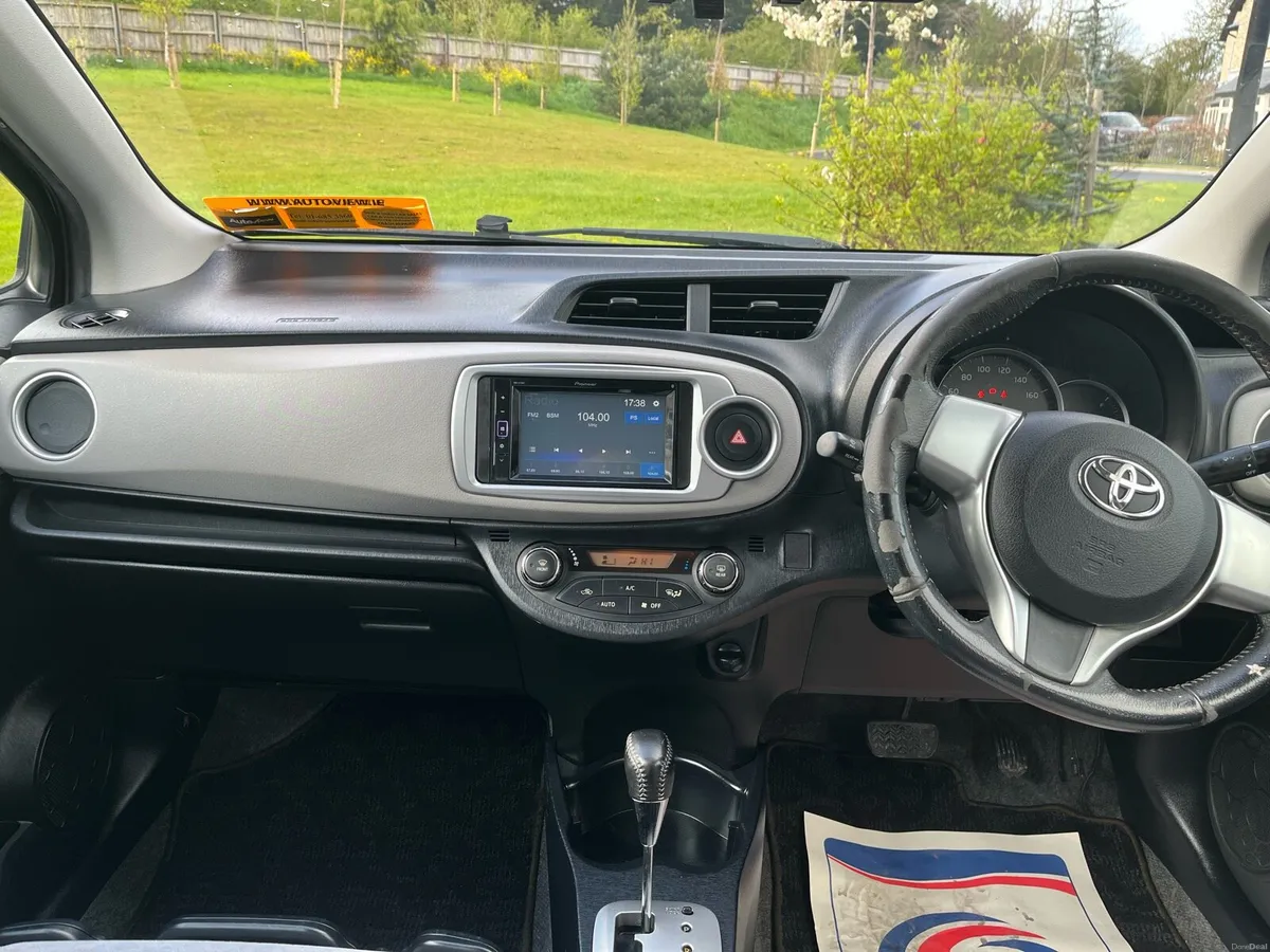 AUTOMATIC Toyota Vitz - Image 4