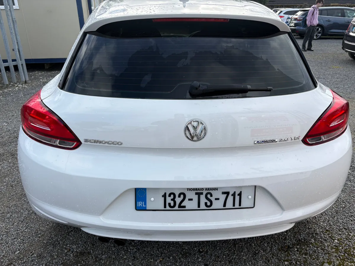 132 Volkswagen Scirocco 2.0tdi - Image 4