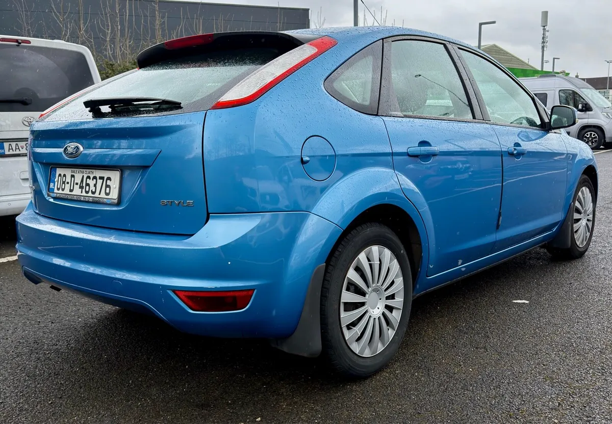 2008 Ford Focus Style 1.4 - Image 2