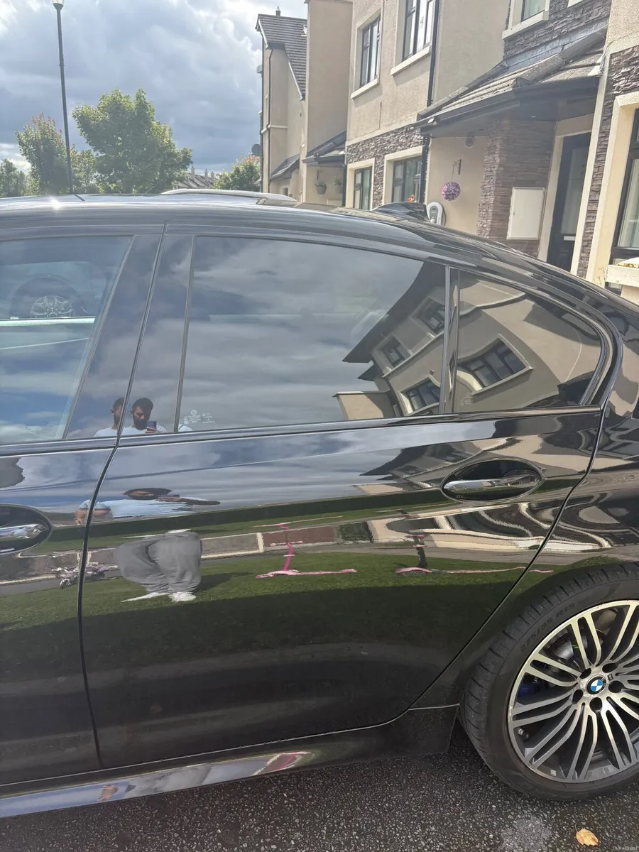 BMW 5-Series 2019 - Image 4