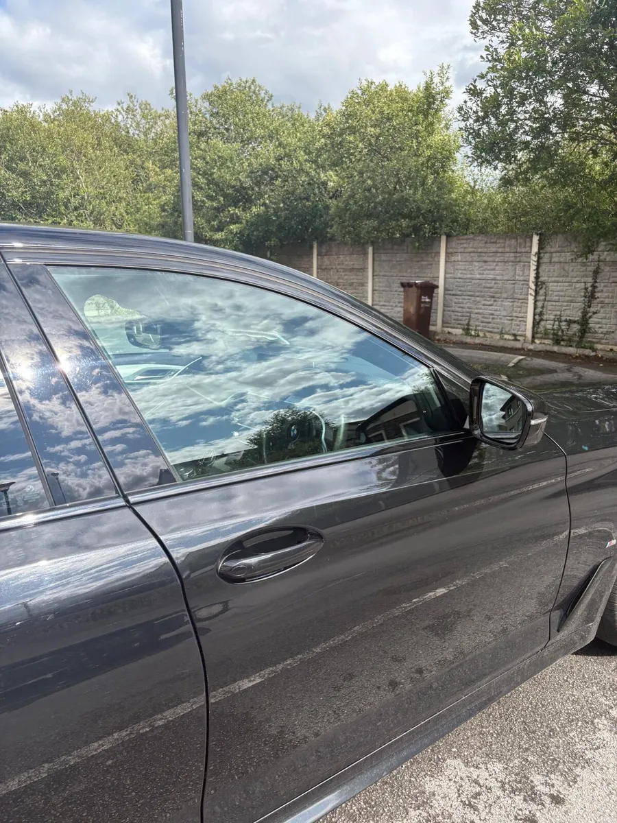 BMW 5-Series 2019 530e M phev petrol - Image 4