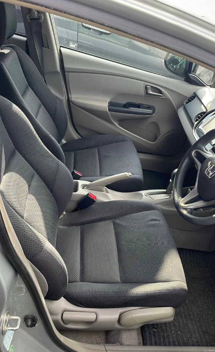 2010 Honda Insight 1.3Hybrid LOW KMS - Image 2