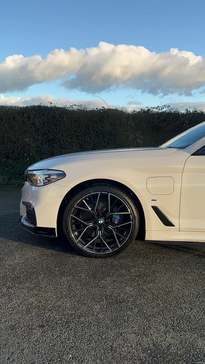 BMW 530 E Msport - Image 3