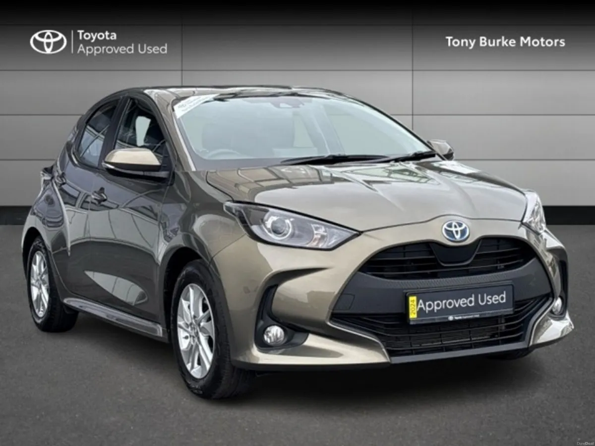 Toyota Yaris - Hybrid - New Generation - Luna Edit - Image 1