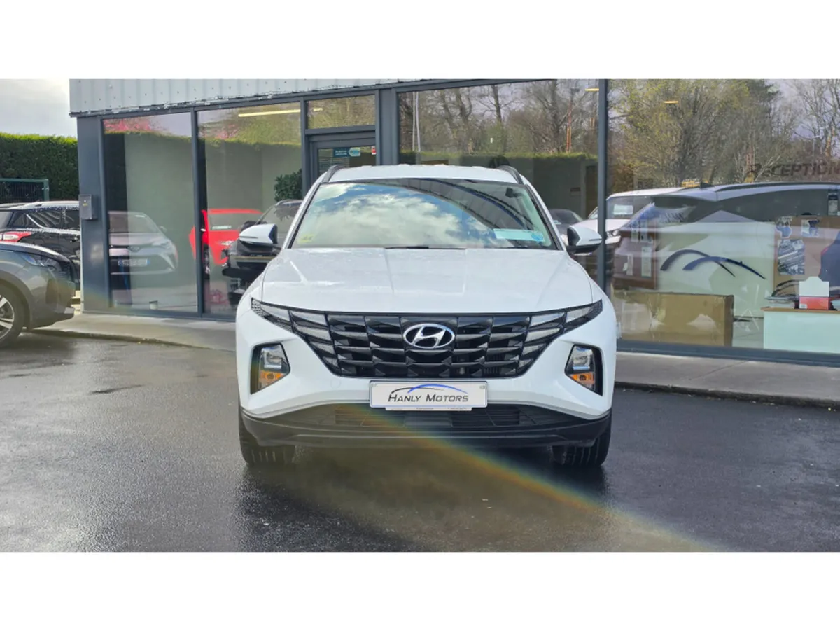 Hyundai Tucson IX35 EXECUTIVE 5DR - Image 2