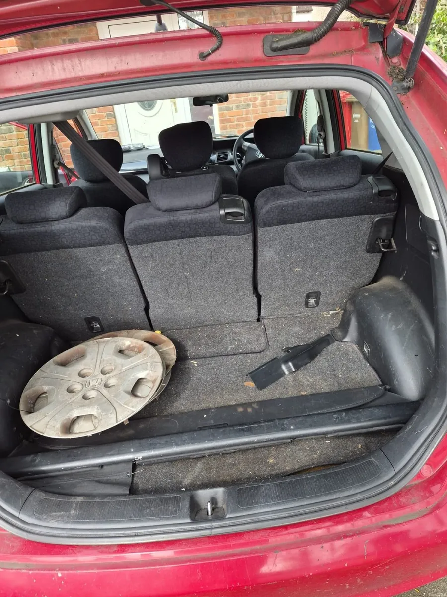 Honda FR-V 2007 - Image 3