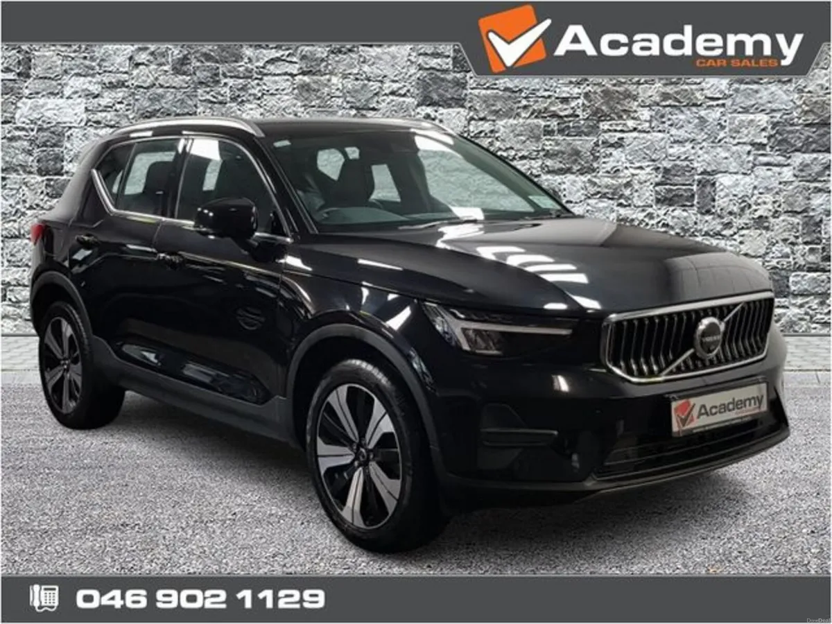 Volvo XC40 Phev T4 Plus Bright 5DR Auto - Image 1