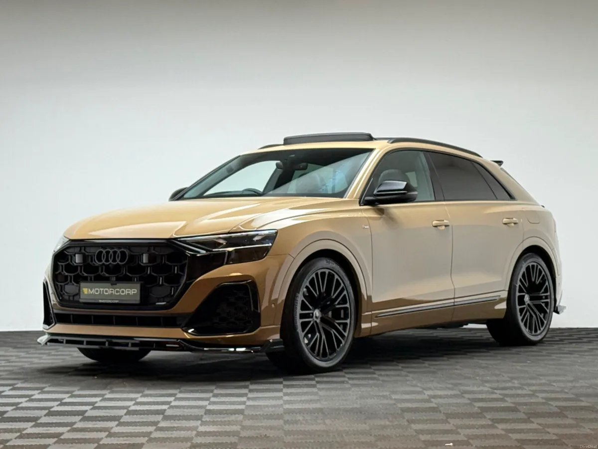 Audi Q8 S LINE 55 TFSI E BLACK EDITION - Image 3