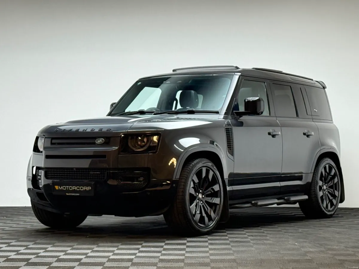 Land Rover Defender X-DYNAMIC 3.0 SD *N1 CREWCAB* - Image 3