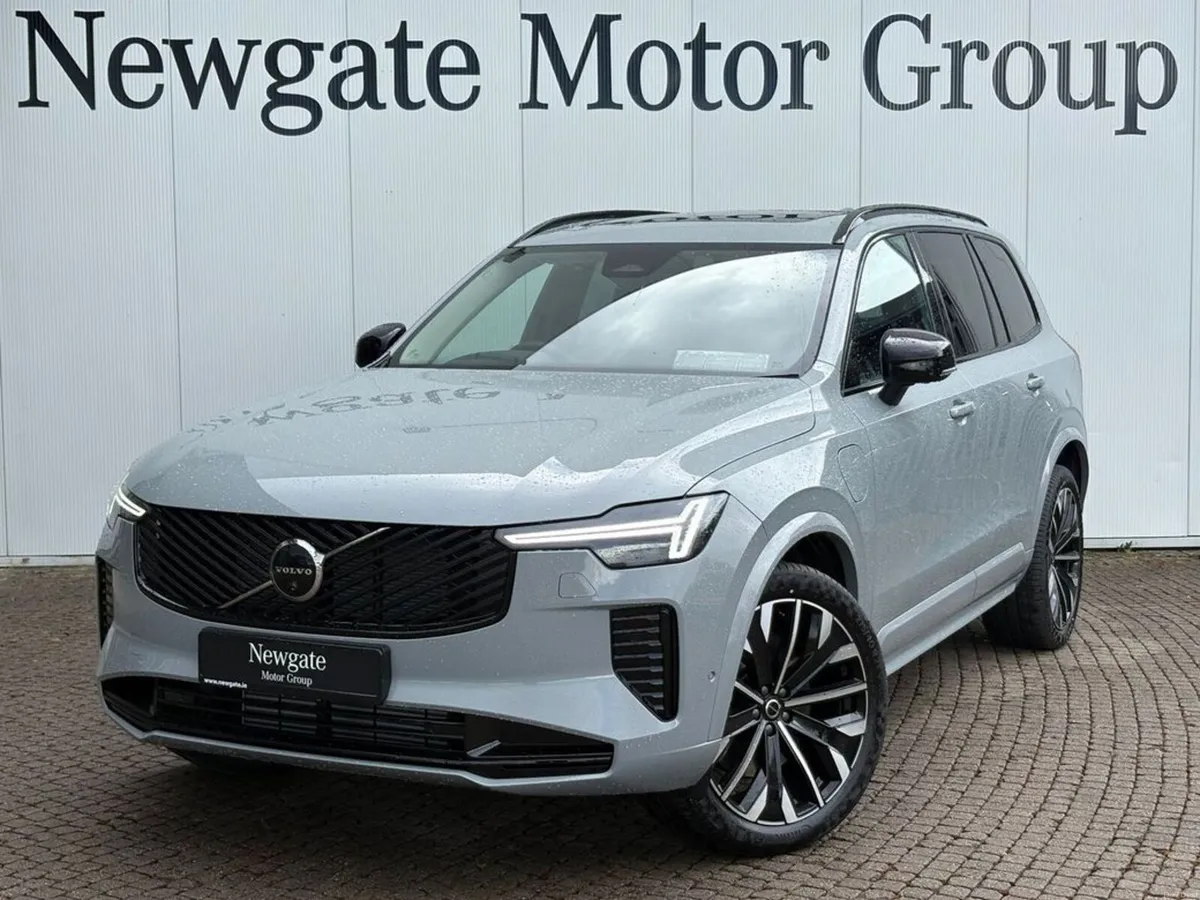 Volvo XC90 PRO PLUS T8 PHEV AWD - Image 1