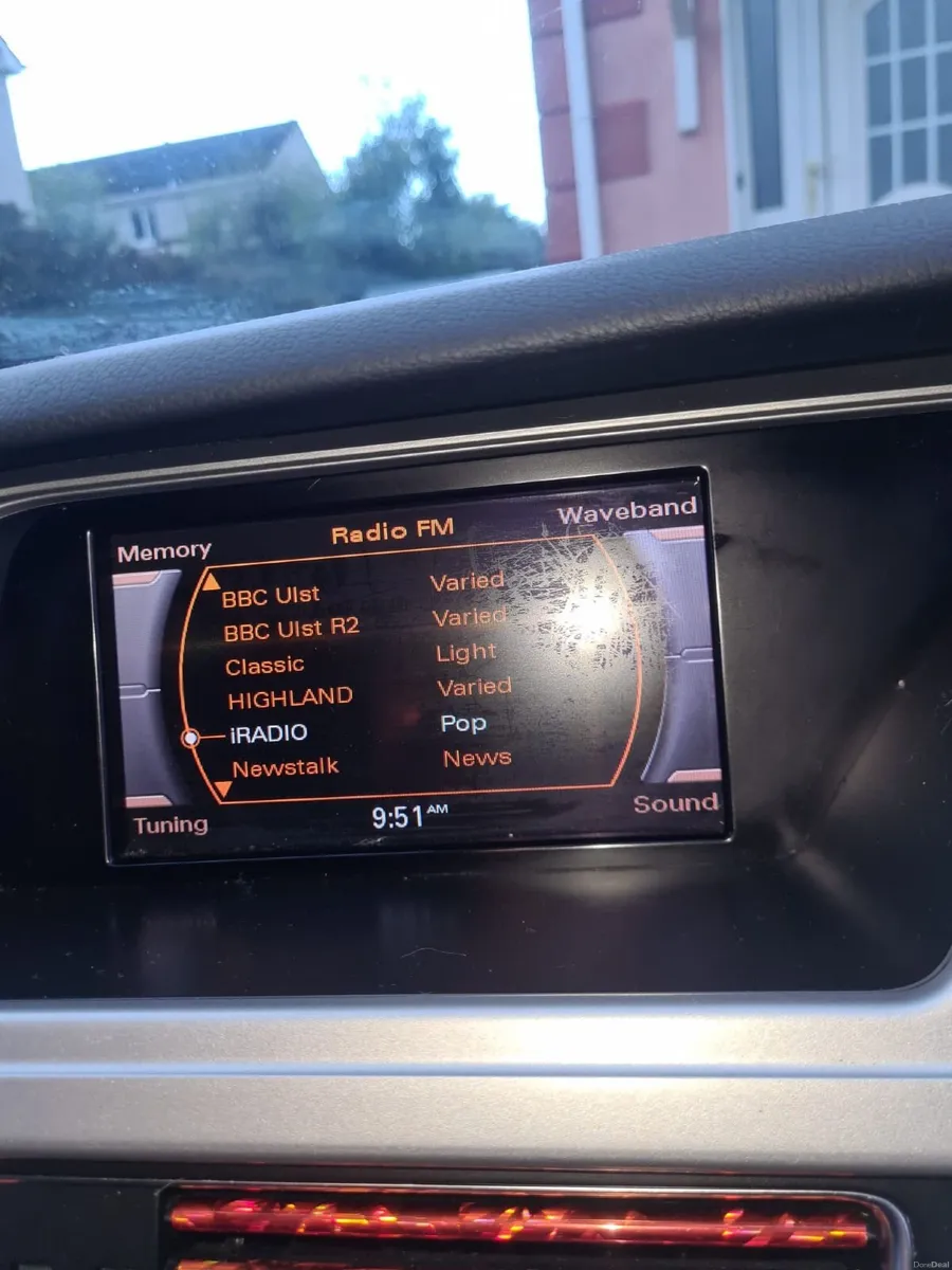 Audi A4 2011 - Image 2