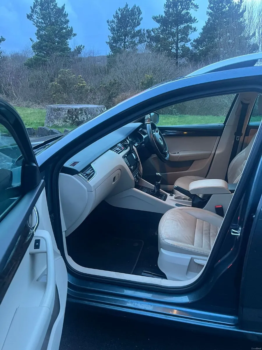 Skoda Octavia 2015 - Image 4