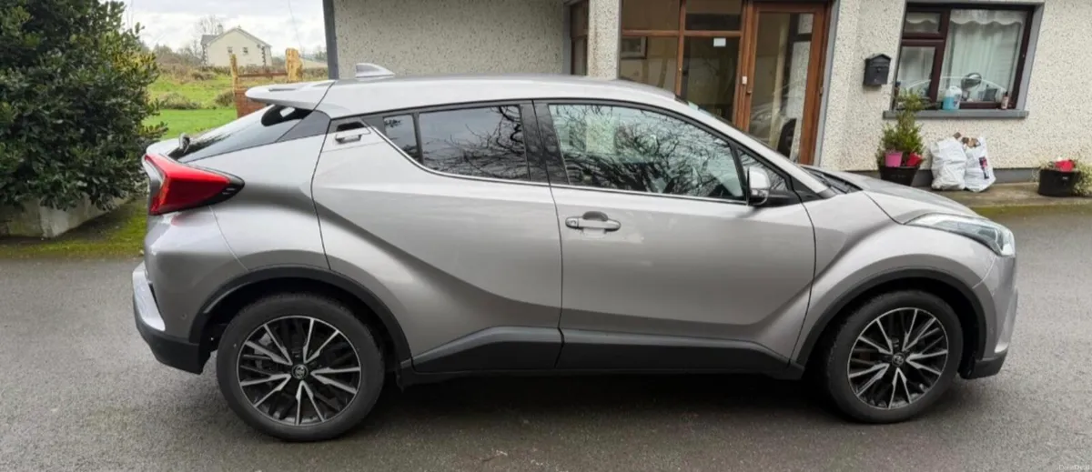 Toyota CHR - Image 1