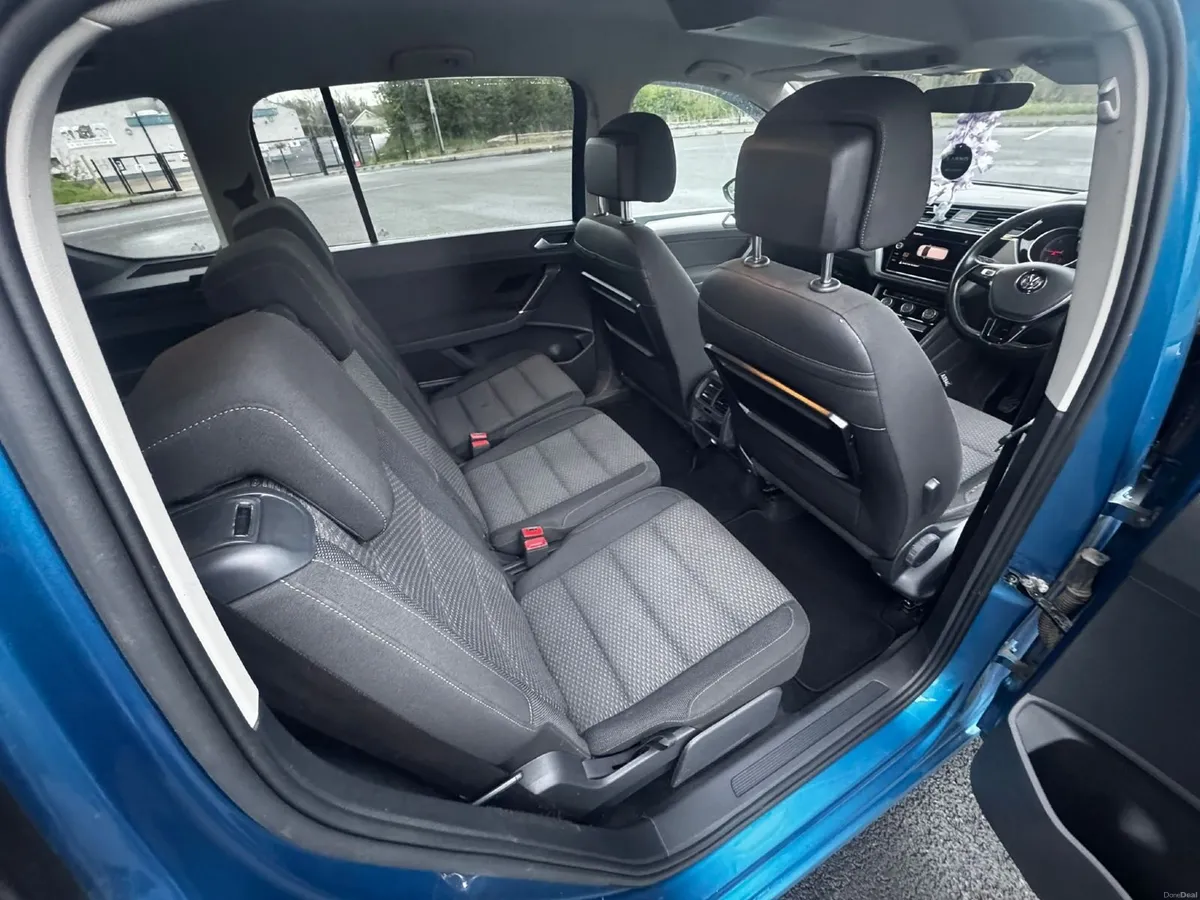 Volkswagen Touran 2.0TDI SE 150PS (172) - Image 3