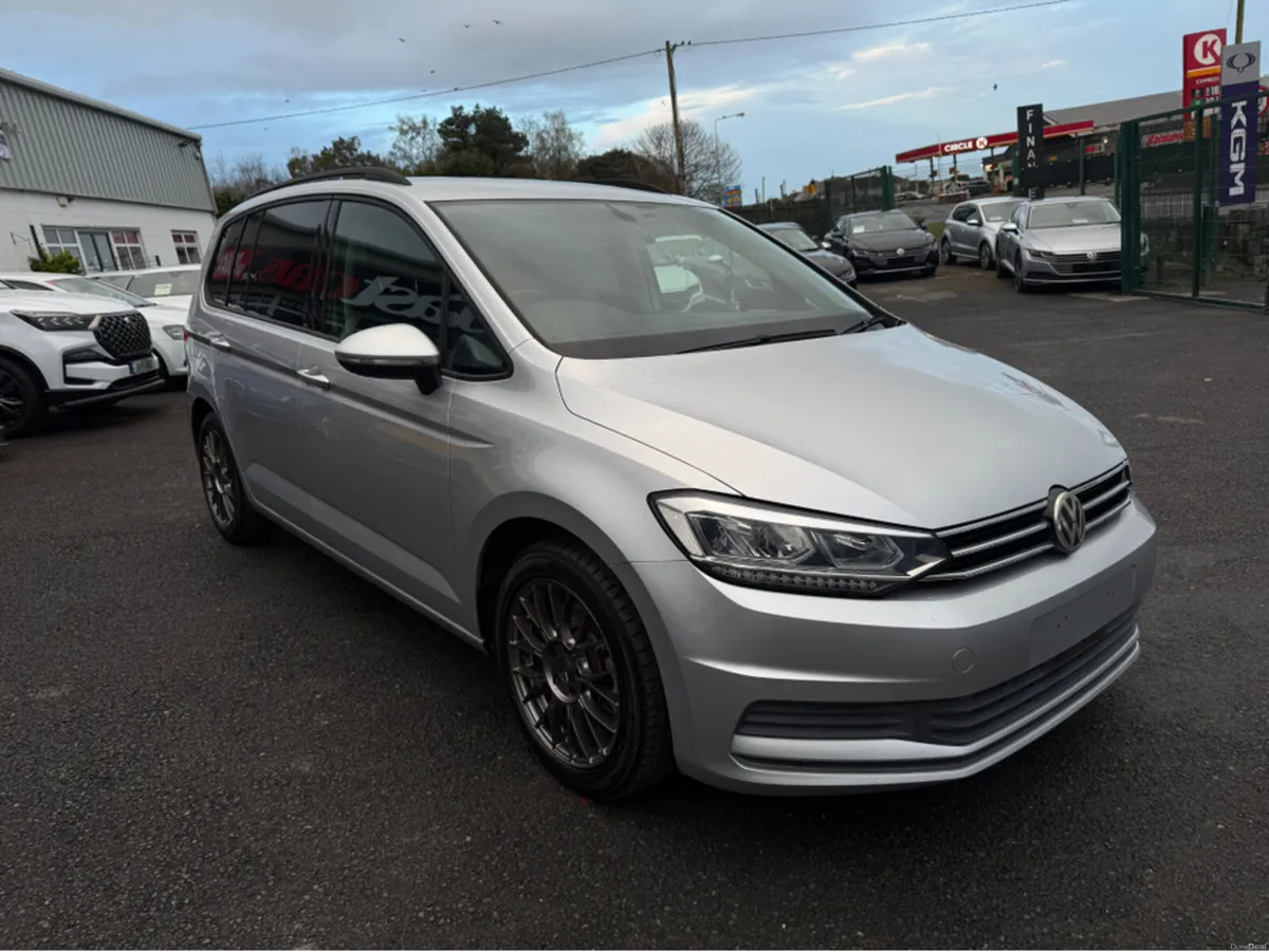 Volkswagen Touran 161 // 7 SEATER //  COMFORT LINE - Image 2