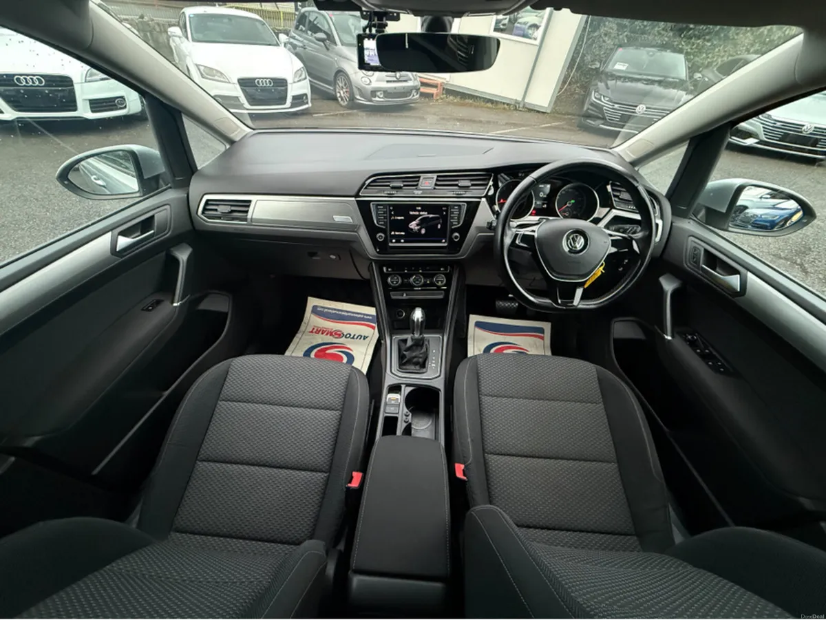 Volkswagen Touran 1.4 TSI AUTO 7 SEATER -CARPLAY - - Image 3