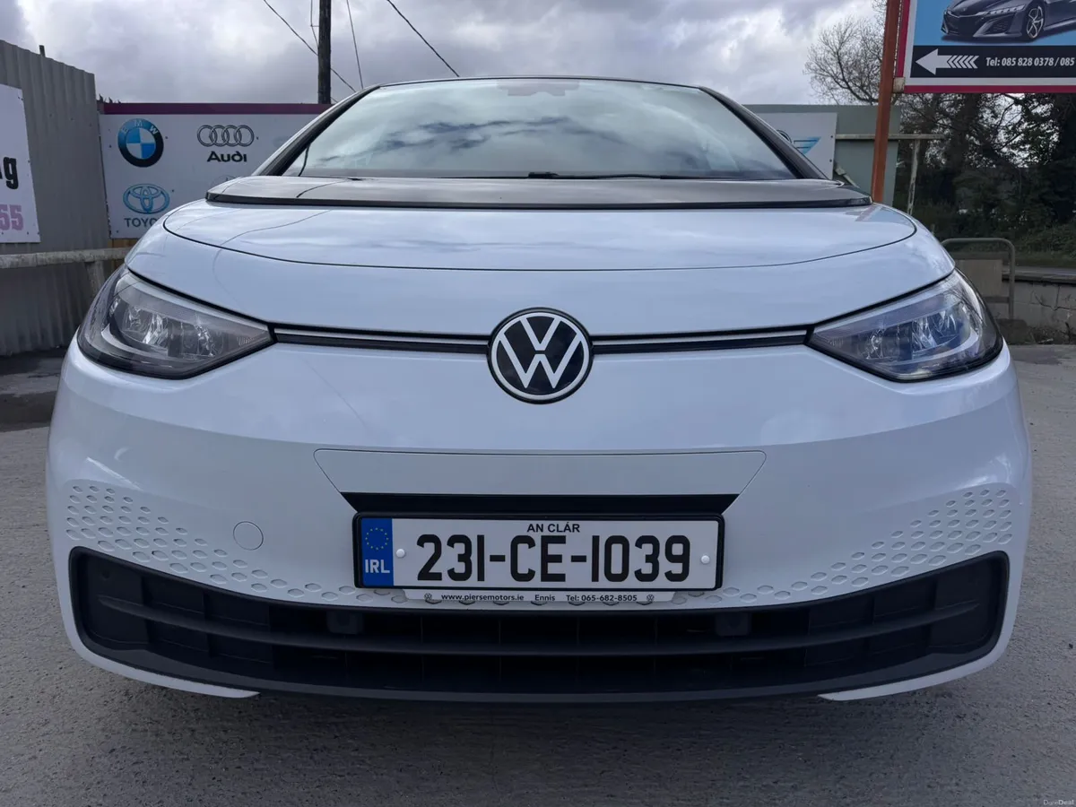 231 VW ID.3 Life 204HP 62.00 kWh Warranty - Image 3