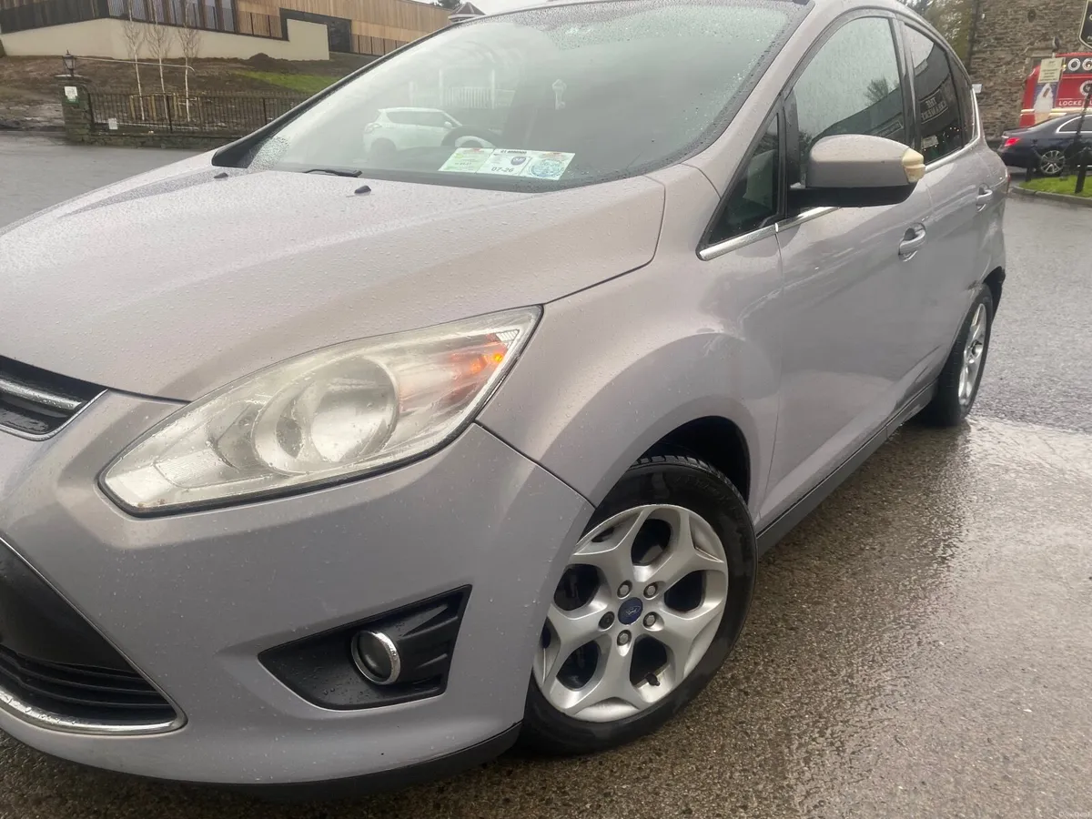 Ford C-Max 2012 - Image 1