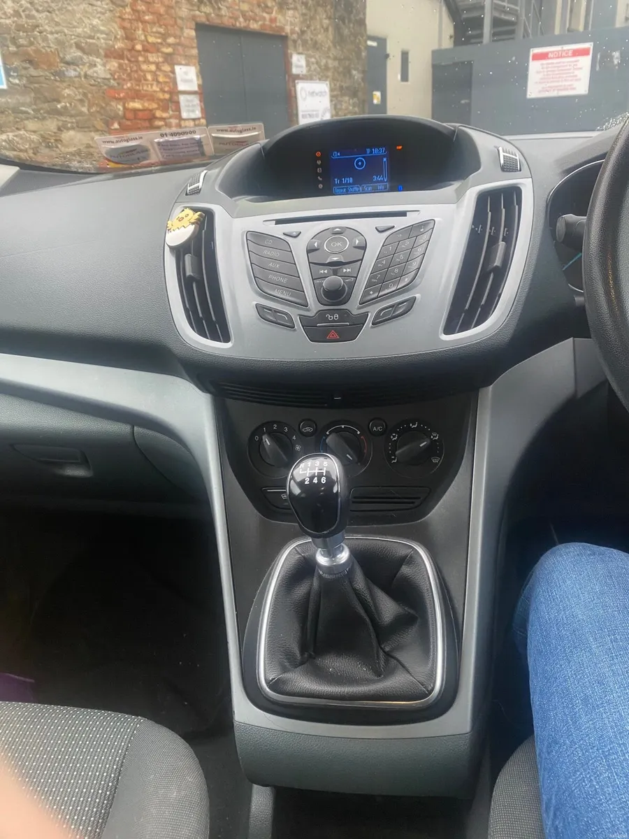 Ford C-Max 2012 - Image 2